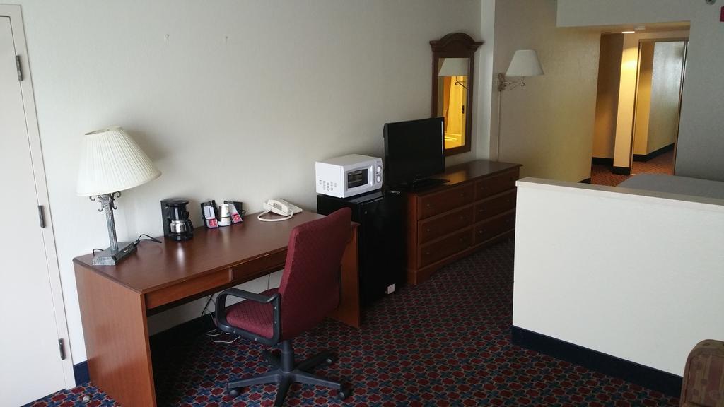 Imperial Swan Hotel And Suites Lakeland Bagian luar foto